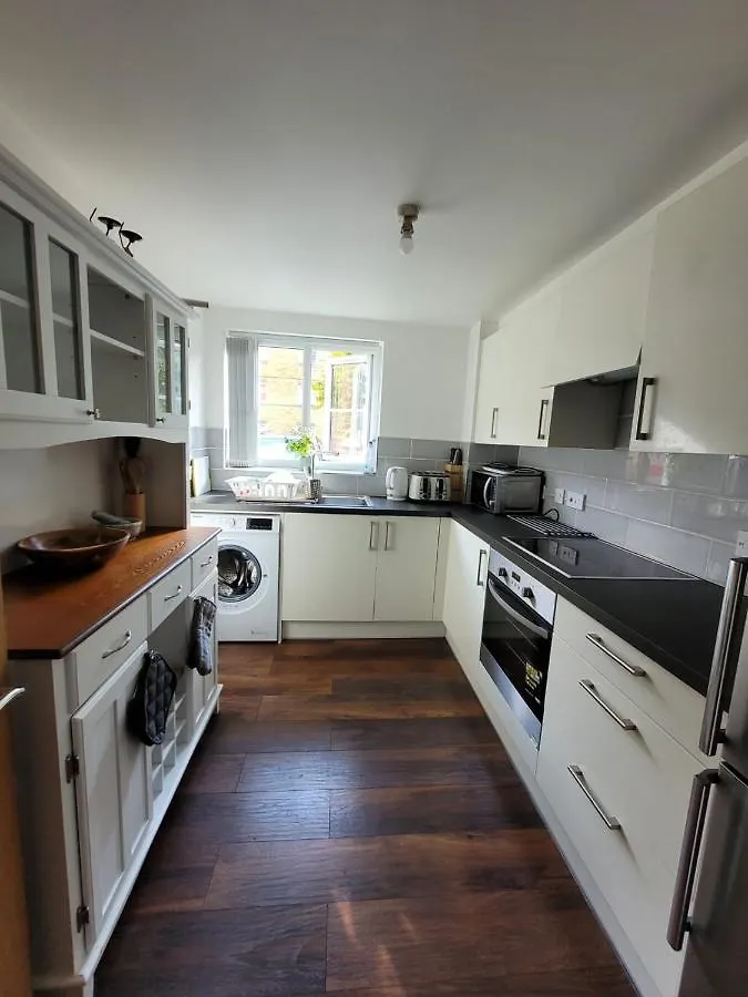 Comfortable Two Bedroom Modern Apartment London 0*,  Großbritannien