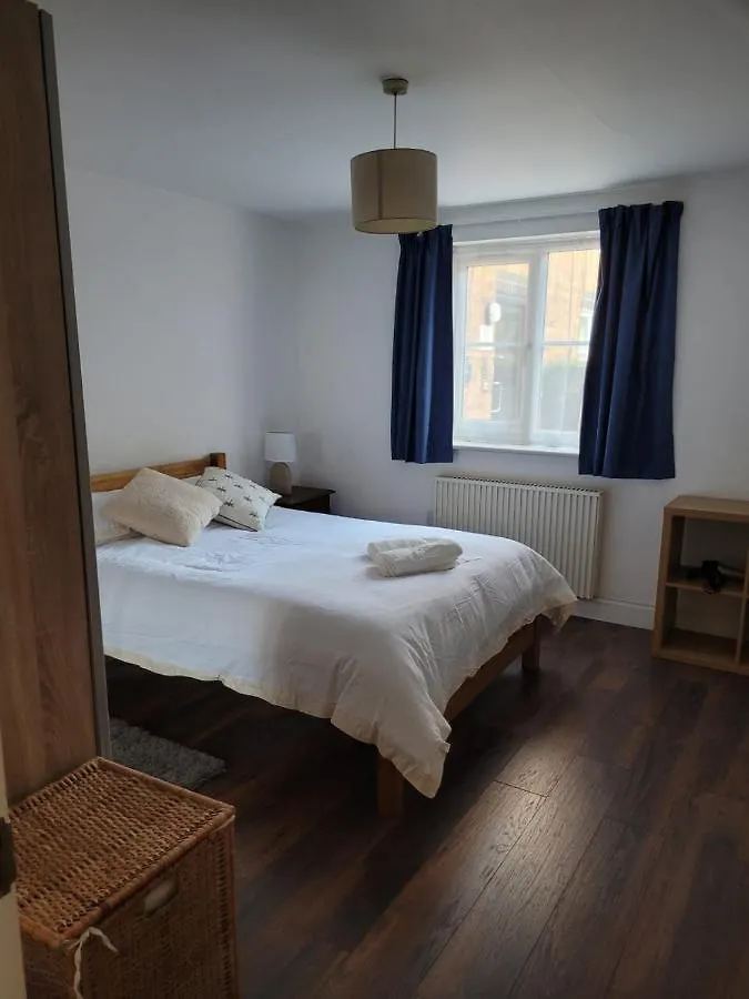 Comfortable Two Bedroom Modern Apartment London Großbritannien
