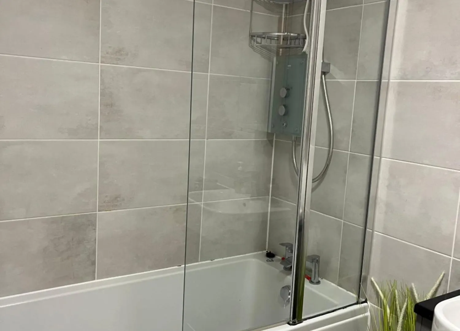 Comfortable Two Bedroom Modern Apartment London