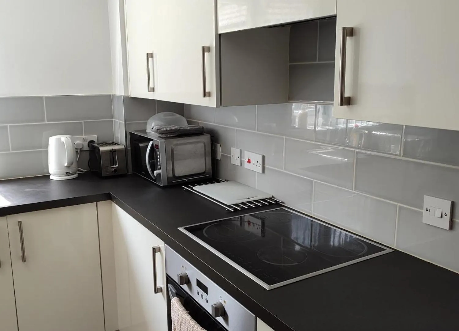 Comfortable Two Bedroom Modern Apartment London 0*,